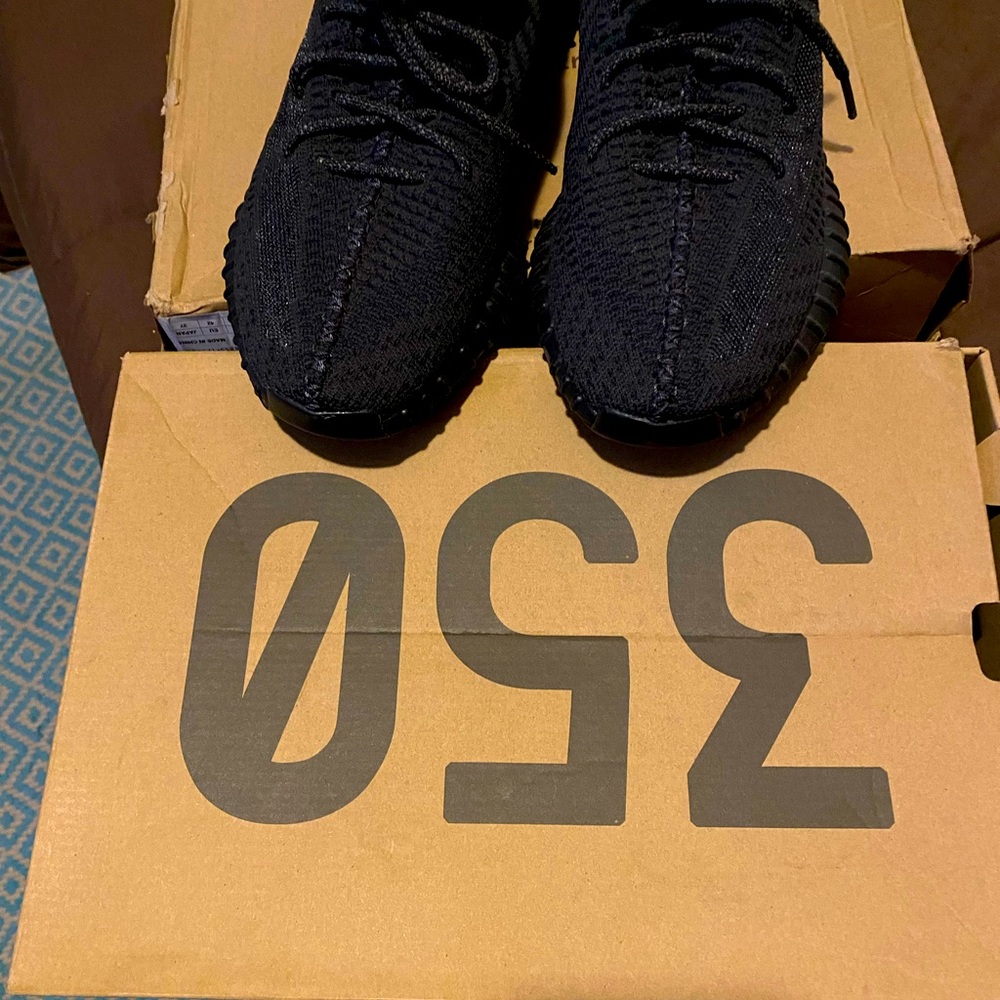 Yeezy 350 Boost Sneakers. Size 10 1/2 Black. Slightly Worn